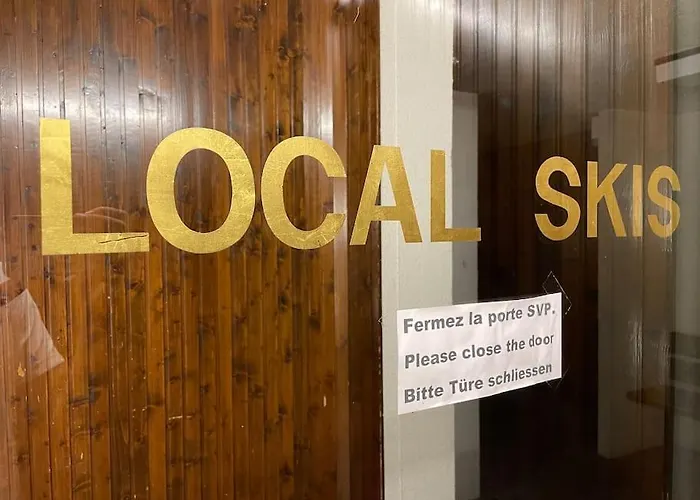 Fuite En Montagne * Кран-Монтана